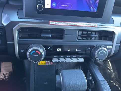 Used 2025 Toyota Tacoma SR5 image 34