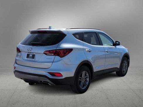 Used 2017 Hyundai Santa Fe Sport image 8