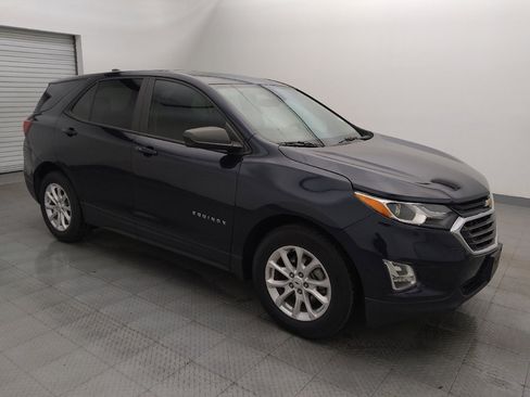 Used 2021 Chevrolet Equinox LS w/ LS Convenience Package image 11