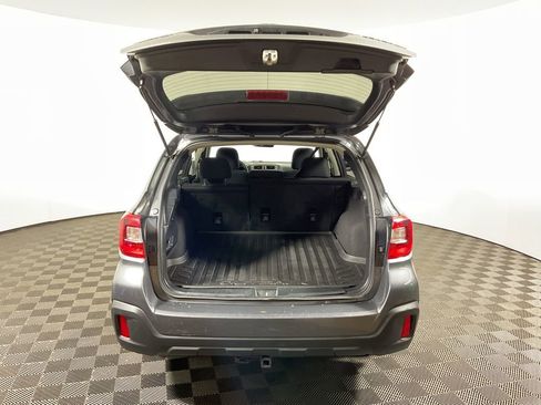 Used 2019 Subaru Outback 2.5i image 13