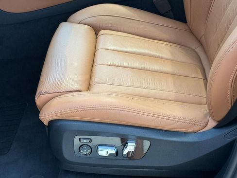 Used 2022 BMW X5 xDrive40i w/ Luxury Seating Package AWD/4WD image 25