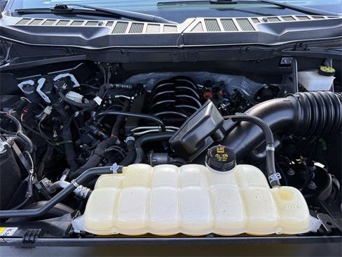 Used 2023 Ford F150 XLT image 31