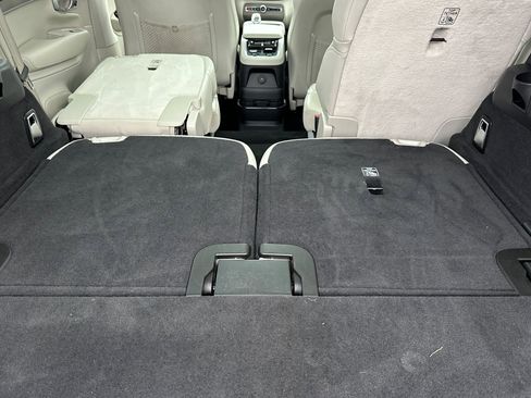 Certified 2022 Volvo XC90 T8 Inscription w/ Advanced Package image 19