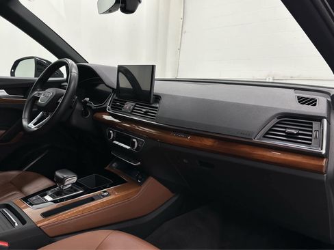 Used 2021 Audi Q5 Premium Plus w/ Premium Plus Package image 17