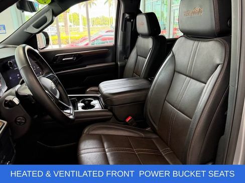 Certified 2025 Chevrolet Tahoe High Country RWD image 7