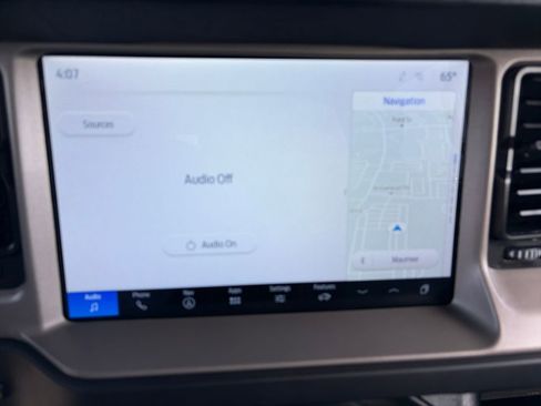 Used 2025 Ford Bronco Outer Banks image 24