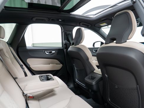 New 2026 Volvo XC60 B5 Core w/ Climate Package AWD/4WD image 23