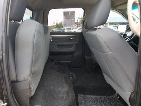 Used 2014 RAM 1500 Classic SLT AWD/4WD image 28