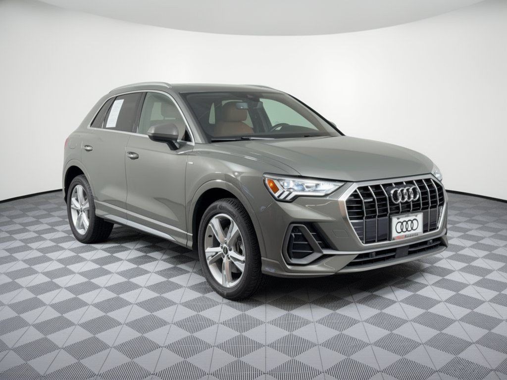 Used 2024 Audi Q3 2.0T Premium AWD/4WD image 7