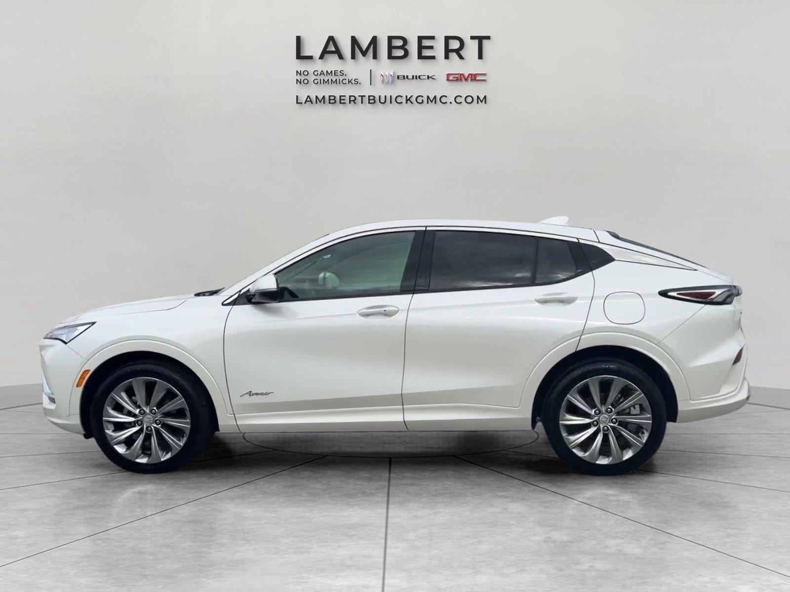 Used 2025 Buick Envista Avenir FWD image 2