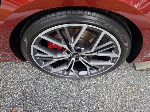 Certified 2024 Audi S7 Prestige image 29