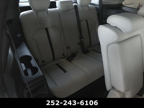Used 2024 MAZDA CX-90 Plug-In Hybrid w/ Preferred AWD/4WD image 39