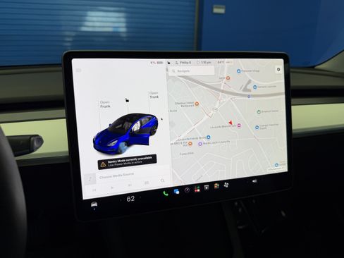 Used 2021 Tesla Model 3 Standard Range Plus RWD image 19