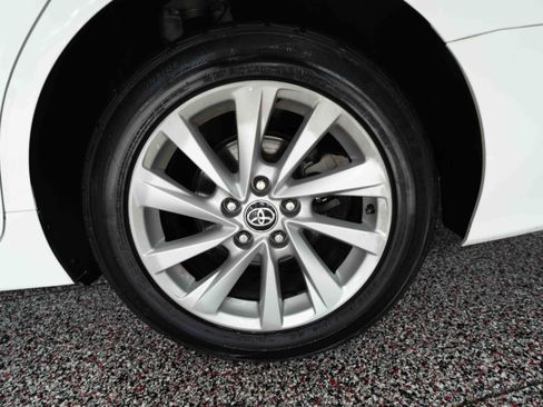 Used 2021 Toyota Camry LE FWD image 22