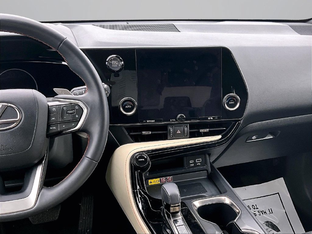 Used 2023 Lexus NX 350 AWD image 6