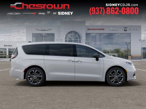 New 2026 Chrysler Pacifica Select image 21