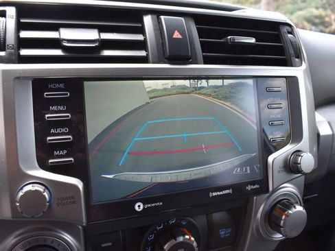 Used 2020 Toyota 4Runner SR5 Premium AWD/4WD image 16