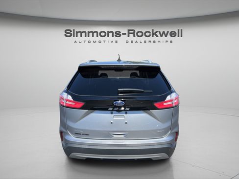 Used 2023 Ford Edge SEL AWD/4WD image 4