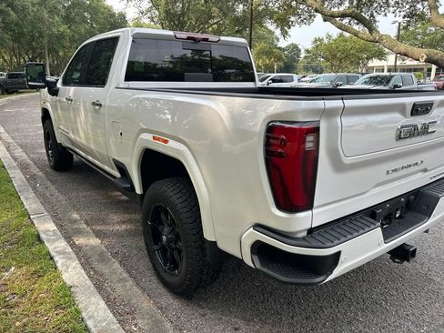 Used 2024 GMC Sierra 2500 Denali Ultimate w/ Max Trailering Package AWD/4WD image 9