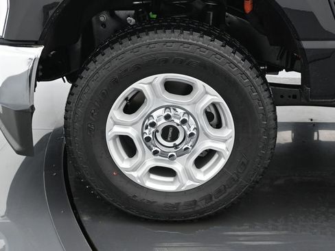 New 2026 Ford F250 XLT w/ FX4 Off-Road Package image 22
