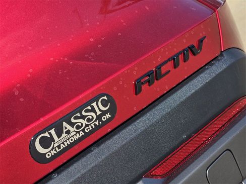 New 2026 Chevrolet Equinox ACTIV w/ Convenience Package III image 22