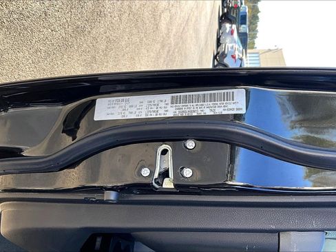 Used 2017 RAM 3500 Big Horn image 20