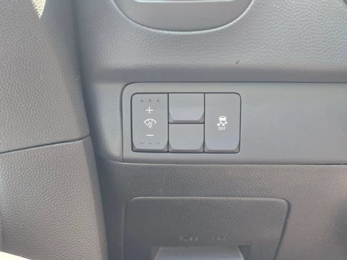 Used 2017 Kia Soul + w/ UVO Package FWD image 17