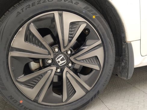 Used 2018 Honda Civic EX image 31