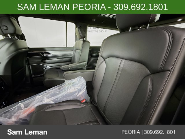 New 2026 Jeep Grand Wagoneer 4WD w/ Premium Group I image 26