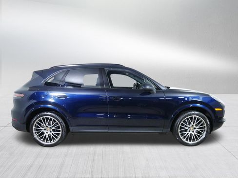 Used 2022 Porsche Cayenne AWD/4WD image 8