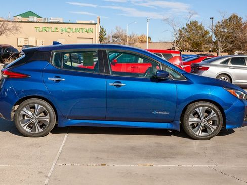 Used 2019 Nissan Leaf SL w/ SL Technology Package image 4