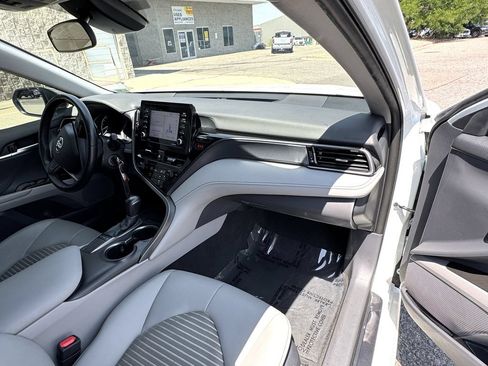 Used 2023 Toyota Camry SE FWD image 38