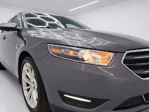 Used 2013 Ford Taurus Limited image 34