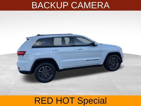 Used 2020 Jeep Grand Cherokee Laredo w/ 18" Wheel & 8.4" Radio Group image 8