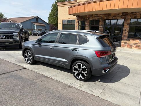 Used 2022 Volkswagen Taos SEL AWD/4WD image 26