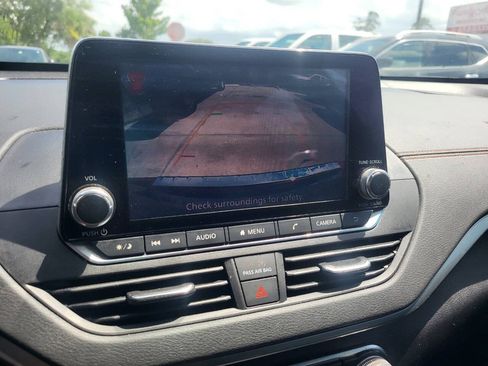 Used 2021 Nissan Altima 2.5 SR w/ SR Premium Package FWD image 64