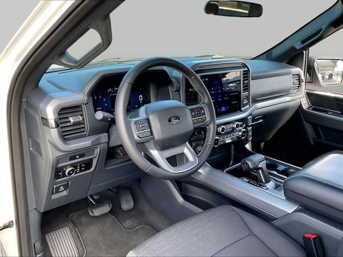 Used 2025 Ford F150 XLT w/ Equipment Group 301A Standard AWD/4WD image 17