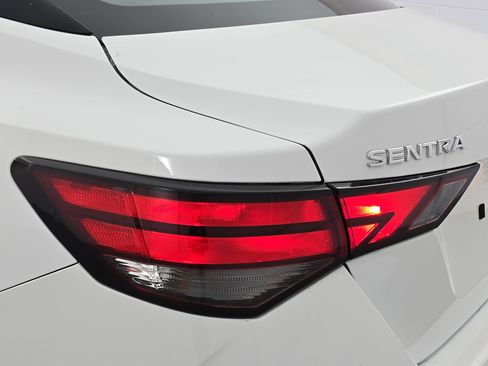 Used 2024 Nissan Sentra SV image 32