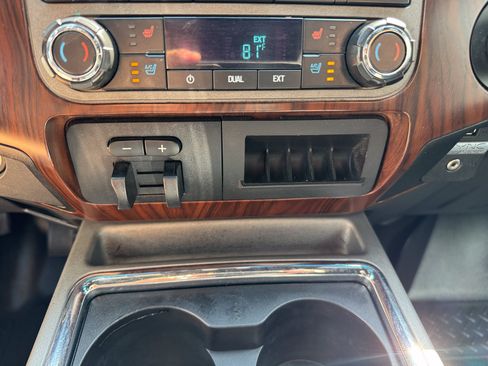 Used 2012 Ford F350 Lariat w/ Lariat Ultimate Pkg AWD/4WD image 19