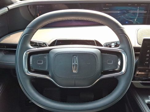 Used 2025 Lincoln Nautilus Reserve w/ Jet Appearance Package AWD/4WD image 20