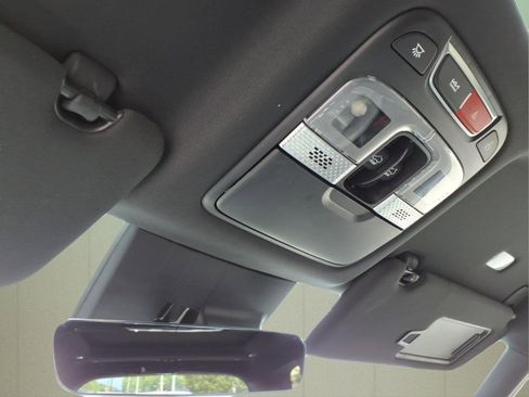 Used 2025 Kia Telluride SX X-Line AWD/4WD image 22