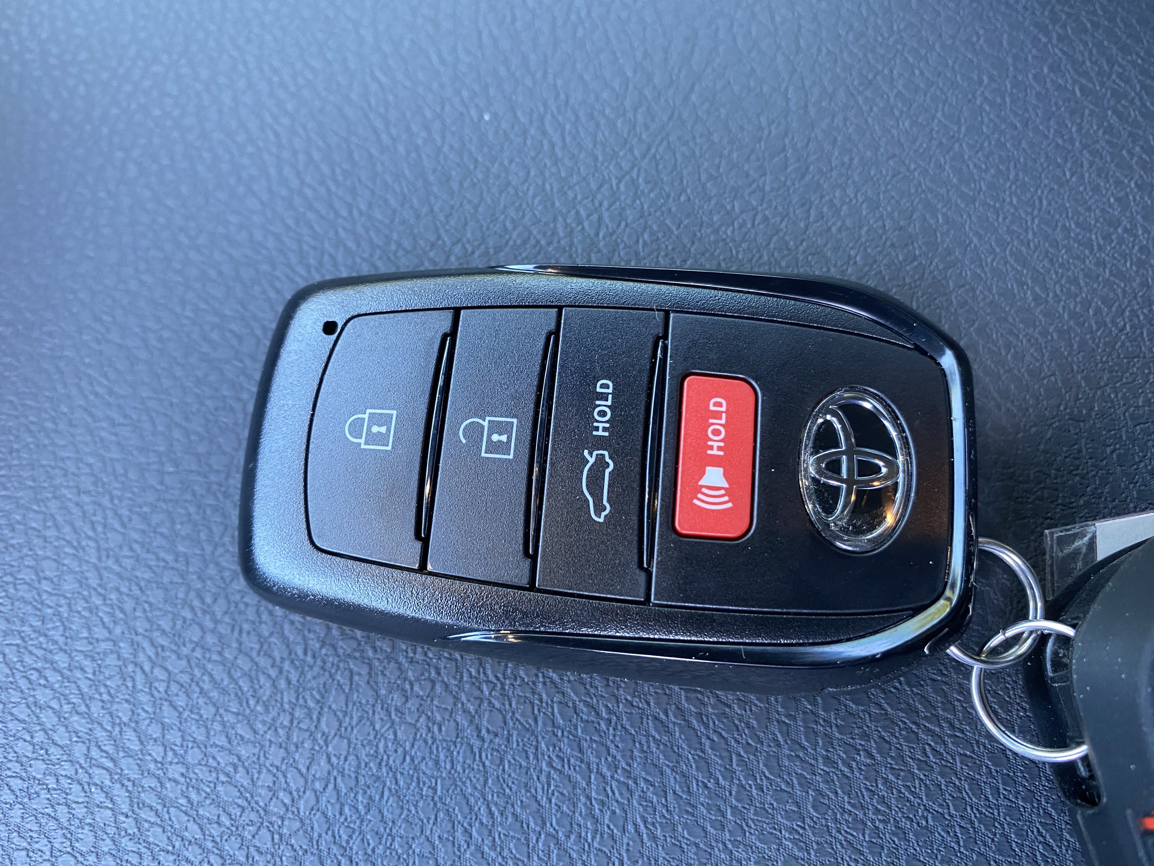 Used 2026 Toyota Camry SE FWD image 35