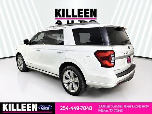 Used 2023 Ford Expedition Platinum RWD image 7