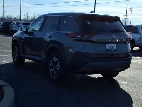 Used 2023 Nissan Rogue SV image 5