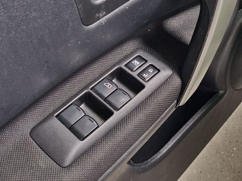 Used 2015 Nissan Rogue S w/ Convenience Package AWD/4WD image 21