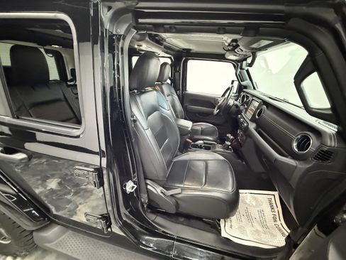 Used 2021 Jeep Wrangler Unlimited Sahara image 22