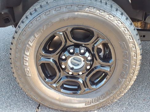 Used 2024 Ford F250 XL w/ STX Appearance Package AWD/4WD image 9