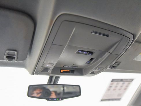 Used 2017 GMC Sierra 1500 SLE w/ SLE Value Package image 23