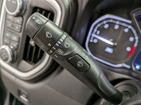 Used 2022 GMC Sierra 1500 Denali w/ Driver Alert Package II image 17