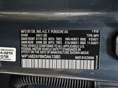 Used 2019 Porsche Cayenne S image 33